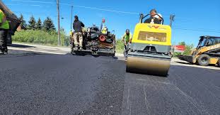 Best Asphalt Driveway Installation  in Belterra, TX